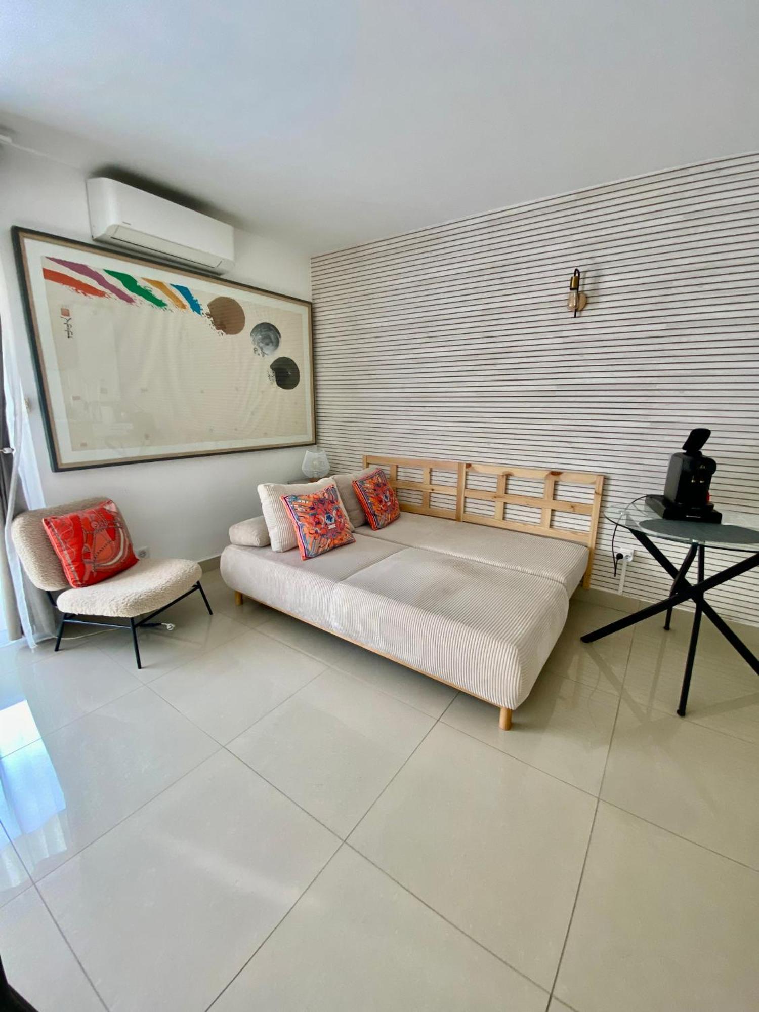 Apartmán 3 Pieces- Vieux Port- Terrasse - Parking Possible Cannes Exteriér fotografie